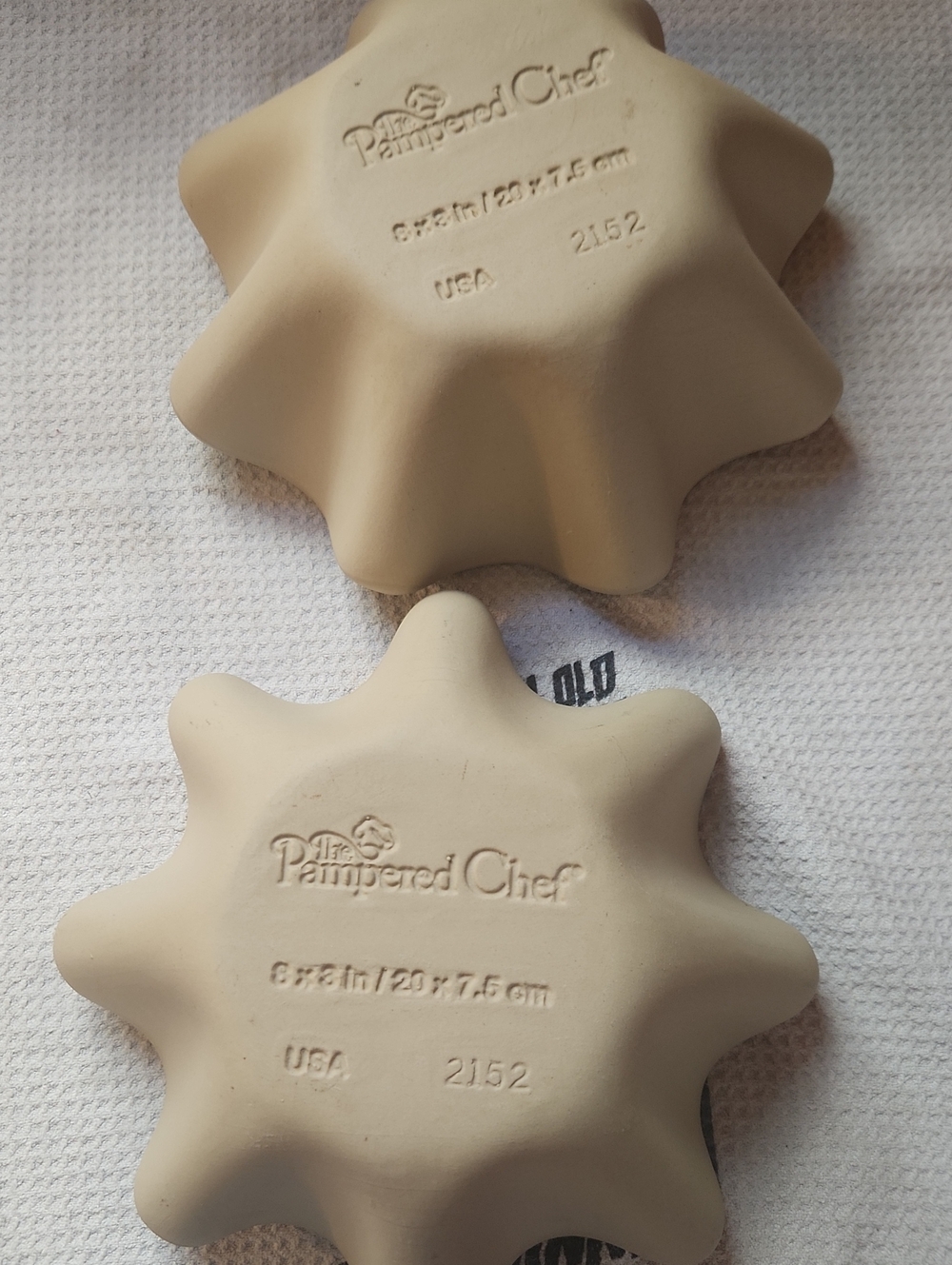 The Pampered Chef - Lot Of 2 Stoneware Tortilla Pans